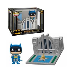 Funko pop town dc batman...